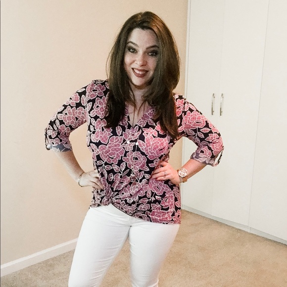 Meet your Posher, Christina - Picture 1 of 1